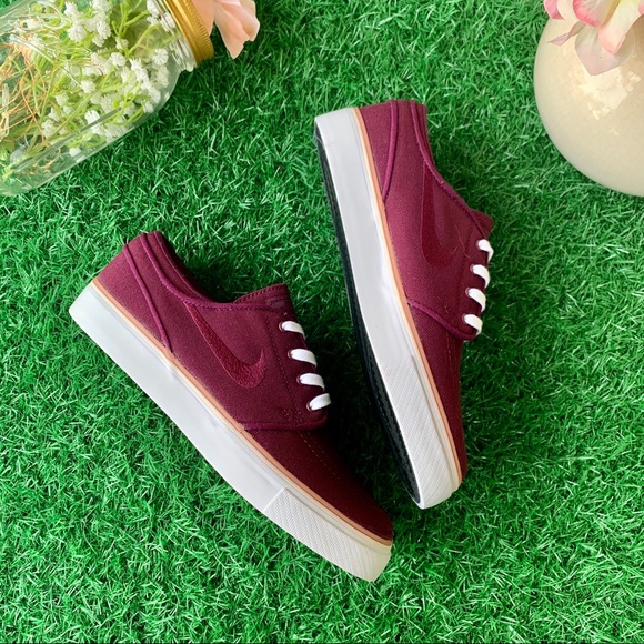 Nike SB Zoom Janoski Cnvs Wmns Skateboard Shoe - Picture 4 of 5